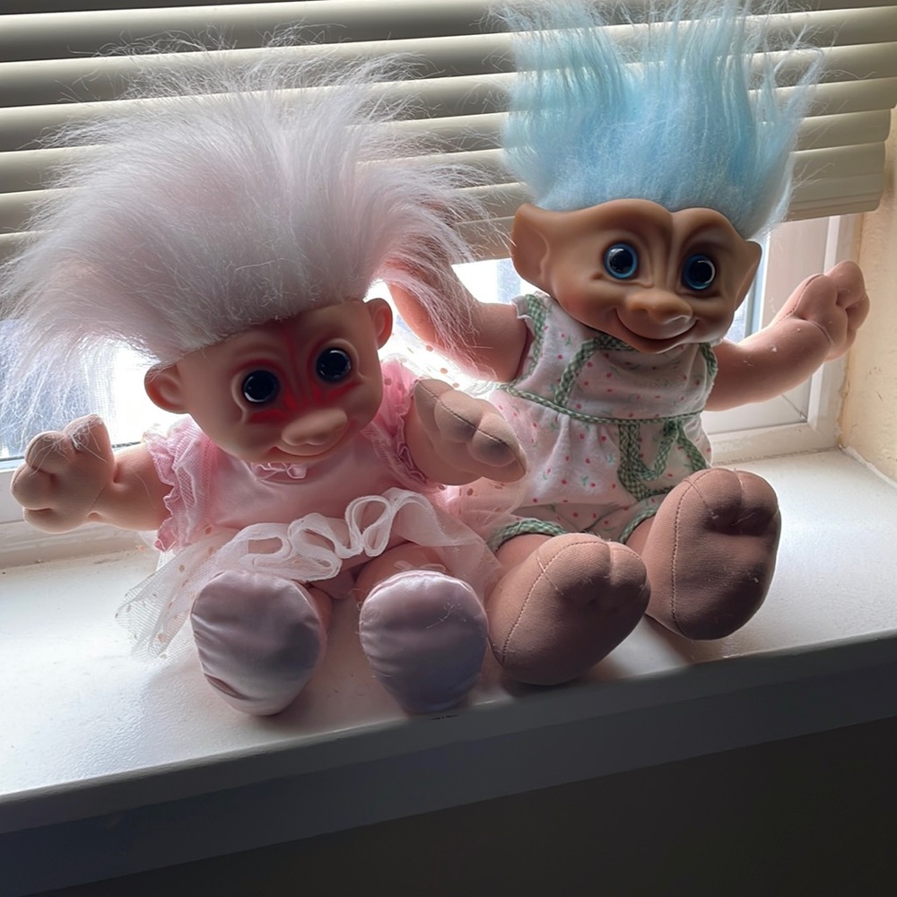 Vintage Russ plush troll dolls, blue hair is a treasure troll